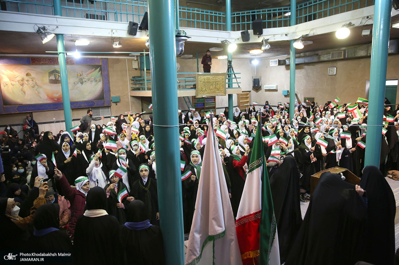 اجتماع نوجوانان انقلابی شمیران در حسینیه جماران‎‎