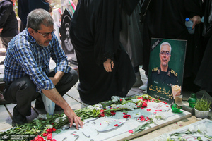 گلزار شهدای جنگ تحمیلی ۱۲روزه در بهشت زهرا (س)