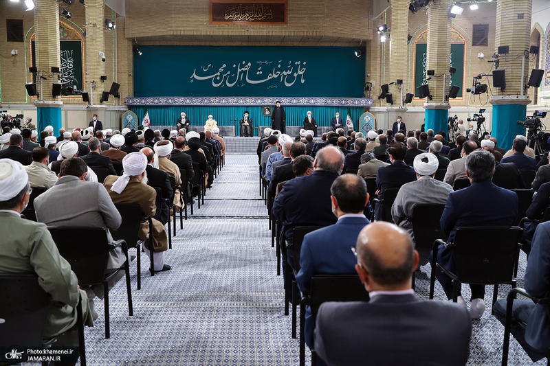 دیدار مسئولان نظام و میهمانان کنفرانس وحدت اسلامى‌ با رهبر معظم انقلاب