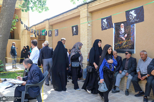 حال و هوای بیت تاریخی امام در خمین در روز 14 خرداد