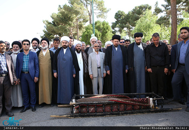 مراسم تشییع و خاکسپاری پدر حجت الاسلام و المسلمین آشتیانی