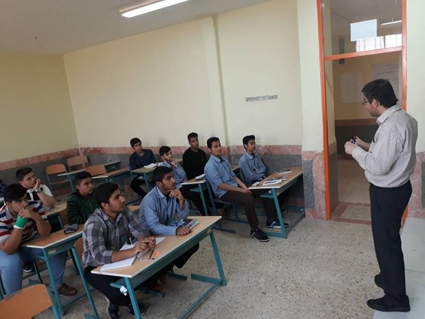 یک هزار و 100 ساعت کلاس درس جبرانی در هندیجان برگزار شد