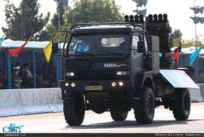 مراسم گرامیداشت روز ارتش جمهوری اسلامی ایران در جوار حرم امام خمینی(س)-1/ رژه