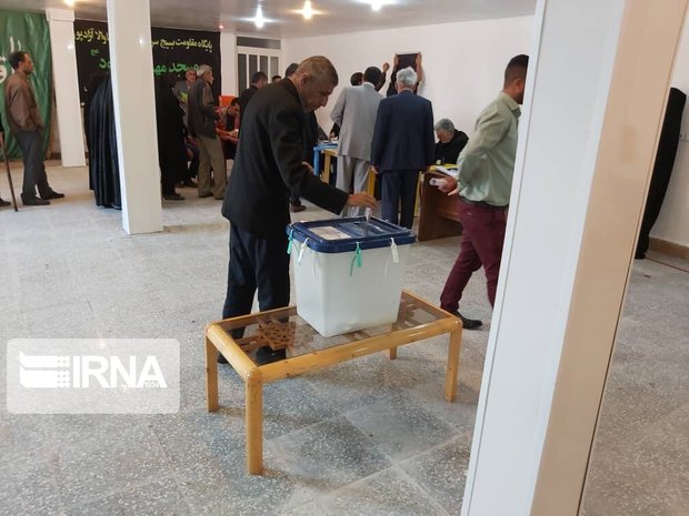 امام جمعه آبادان:مردم با آگاهی و بصیرت در انتخابات شرکت کنند