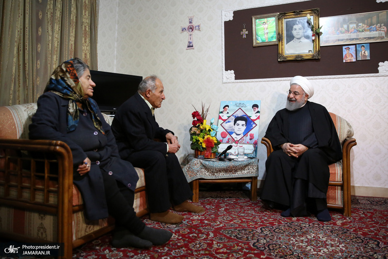 رئیس‌ جمهور در دیدار خانواده شهید ارمنی آلفرد گبری