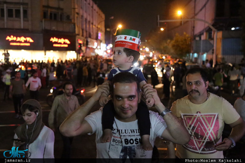 شادی مردم پس از پیروزی تیم‌ ملی مقابل مراکش-2