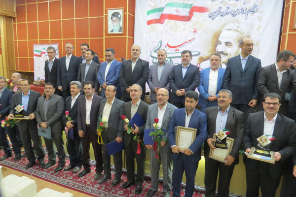 دستگاه های اجرایی برتر استان قزوین تجلیل شدند