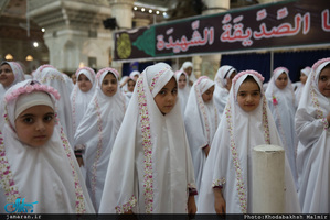 مراسم جشن تکلیف دانش آموزان دختر در حرم مطهر امام خمینی(س) 