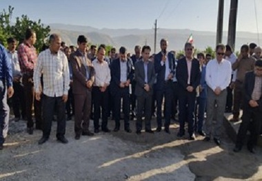 کلنگ زنی و افتتاح 18 طرح عمرانی در باشت