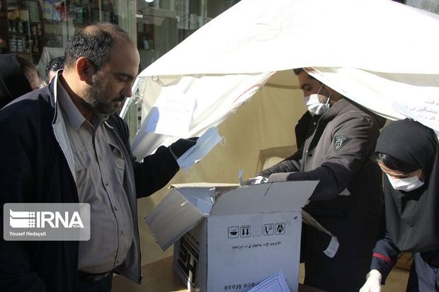 ماسک و دستکش رایگان در آستارا توزیع شد
