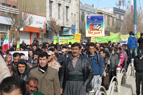 حضور مردم در راهپیمایی22بهمن تثبیت نظام مقدس جمهوری اسلامی است