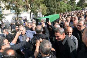 مراسم تشییع سیدعلی صنیع خانی از مسجد الرسول (ص) نازی آباد