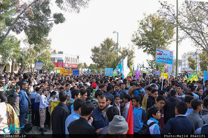 مراسم روز 13 آبان در جوار بیت و زادگاه حضرت امام خمینی(س) در خمین