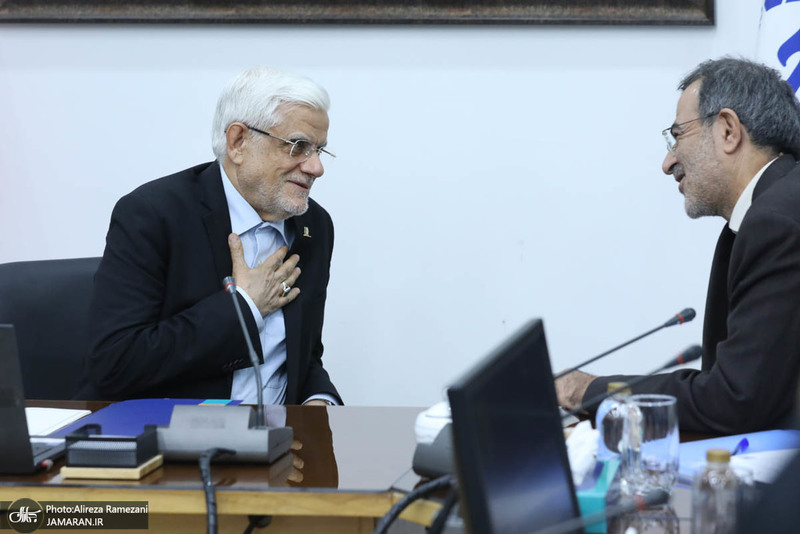 جلسه شورای جهاد دانشگاهی با حضور محمدرضا عارف