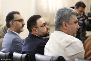 دیدار دکتر ظریف  معاون راهبردی رئیس جمهور و جمعی از مدیران با سید حسن خمینی