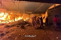 تصاویری از آتش‌سوزی چادرهای آوارگان در نتیجه حمله رژیم اسرائیل (4)