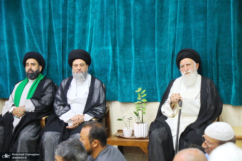 مراسم جشن عید غدیر و عمامه‌گذاری طلاب در بیت مراجع  تقلید و علما