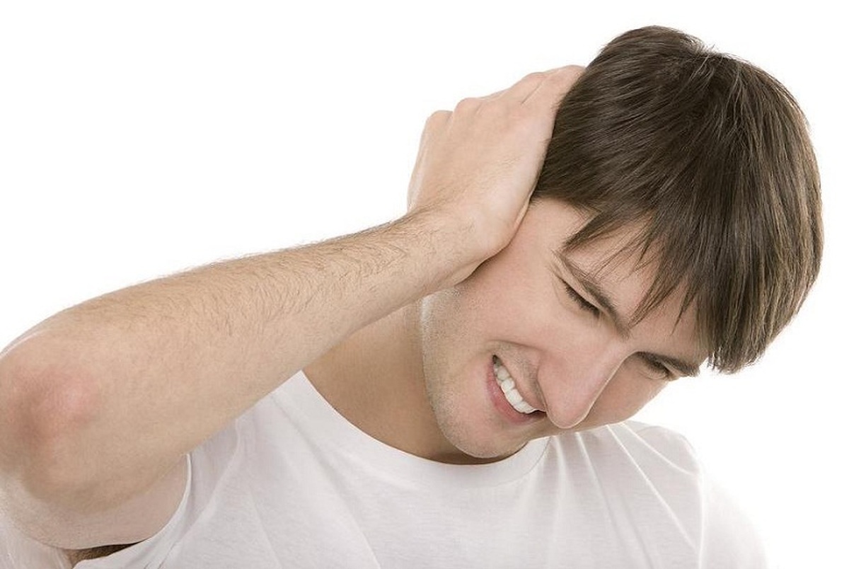 علائم سکته گوش چیست و چگونه درمان می شود؟