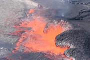 فوران آتشفشان هاوایی/ وقوع زلزله 6.9 ریشتری/ تخلیه منطقه+ تصاویر