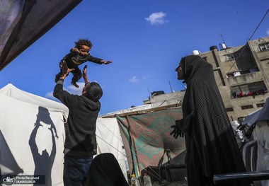  منتخب تصاویر امروز جهان - 18 فروردین 1404 