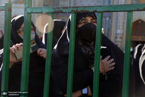 دسته عزاداری خادمان حرم کریمه اهل بیت (ع) در روز شهادت حضرت زهرا (س)‎‎