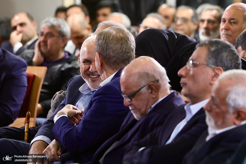 نشست رو‌نمایی کتاب در اندیشه ایران