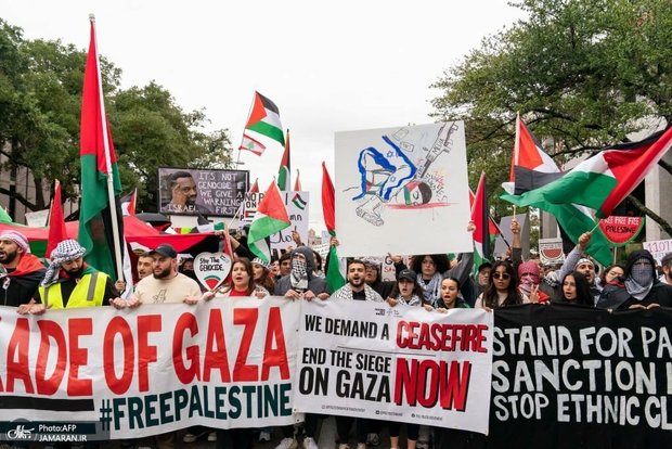 فرید مرجایی، تحلیل‌گر مقیم آمریکا: در ایالات متحده هر انتقادی از اسرائیل مساوی با یهودی ستیزی است/ در آمریکا لابی اسرائیل قدرتمندتر از افکار عمومی است/ آمریکا در جنایت جنگی اسرائیل سهیم است/ اسرائیل بخشی از سیاست داخلی آمریکا است