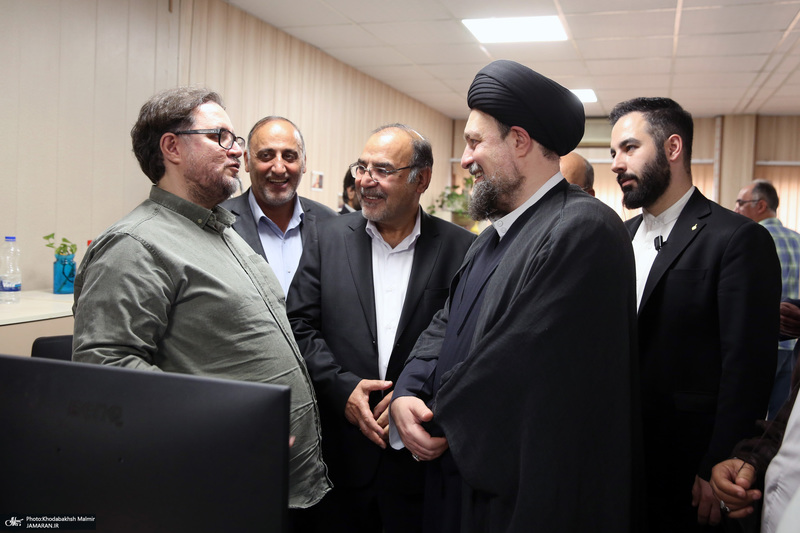 بازدید «سید حسن خمینی» از موسسه مطبوعاتی ایران