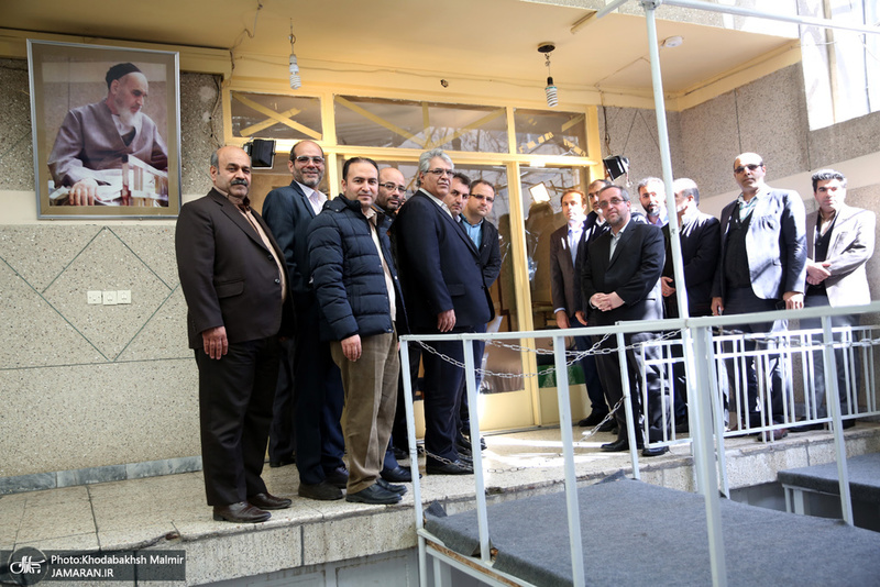 تجدید میثاق دانش آموزان و اقشار مختلف مردم با امام (س) در حسینیه جماران