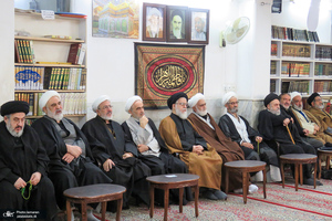 عزاداری شهادت حضرت زهرا (س) در دفتر آیت الله العظمی صانعی (ره)