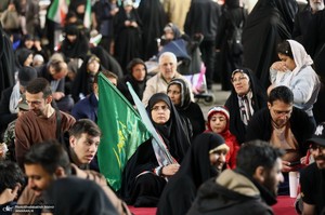 شصت و یکمین اجتماع پر شور مردم در میدان انقلاب