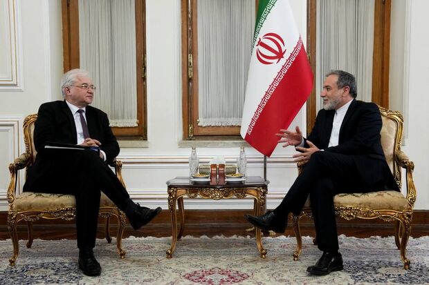 دیدار نماینده ویژه وزیر خارجه روسیه با عراقچی در تهران؛ «تحولات قفقاز» موضوع اصلی رایزنی ها بود