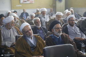 سومین نشست فقه پژوهشی با عنوان «قانون، قلمرو اعتبار علم حاکم»