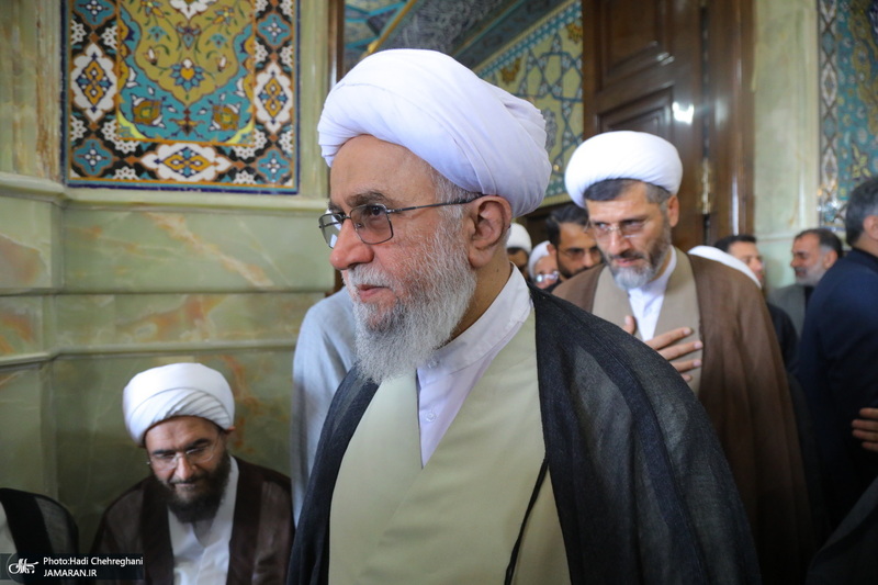 تشییع مرحوم آیت الله عباسعلی سلیمانی (ره) در حرم مظهر حضرت معصومه (س)