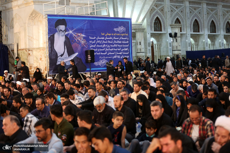 ..احیای شب بیست وسوم ماه مبارک رمضان در حرم مطهر امام خمینی(س)