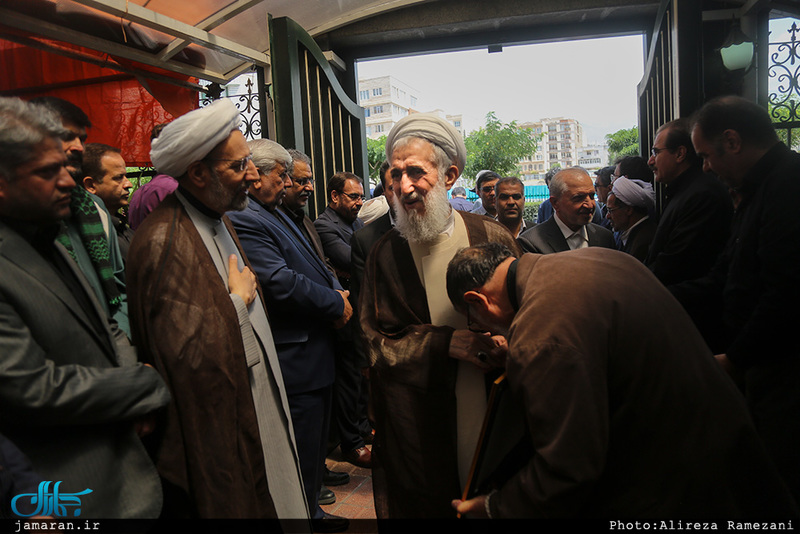 مراسم تشییع حجت الاسلام و المسلمین دکتر احمد احمدی 