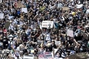 ده ها هزار آمریکایی در اعتراض به نژادپرستی اعتصاب می کنند