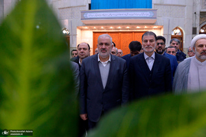 تجدید میثاق وزیر و مدیران ارشد وزارت نیرو با آرمان های حضرت امام (س)