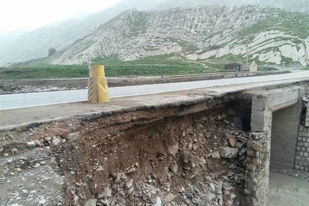 بارش ها به راه های روستایی زنجان خسارت زد