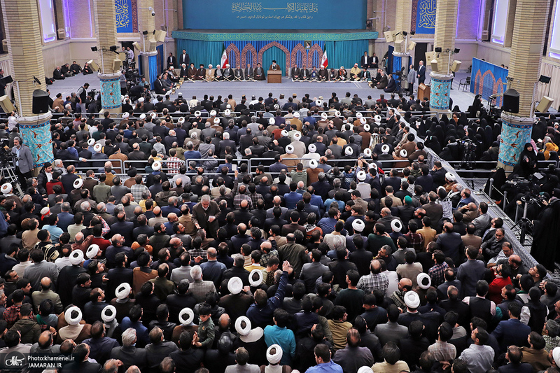 دیدار شرکت‌کنندگان در مسابقات بین‌المللی قرآن با رهبر معظم انقلاب