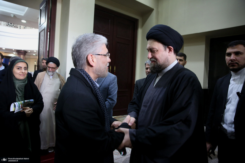 حاشیه تجدیدمیثاق رئیس جمهور و اعضای دولت با آرمان‌های بنیانگذار جمهوری اسلامی ایران