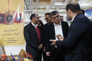 بازدید سفیر ازبکستان در ایران از بیت تاریخی امام در خمین
