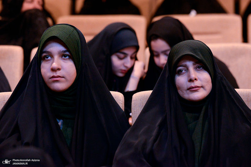 کنگره بزرگداشت شهدای سنگرسازان بی سنگر استان تهران در حرم امام خمینی (س)