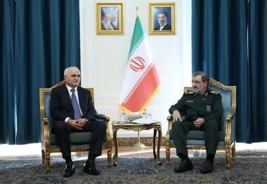سرلشکر رضایی: ترامپ در باتلاق جنگ و مذاکره گرفتار شده است؛ آمریکا آینده‌ای در منطقه ندارد