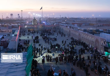 بیش از ۱۹۴ زائر روز گذشته از مرز مهران تردد کردند