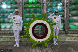 تجدید میثاق فرمانده و پرسنل نیروی دریایی ارتش جمهوری اسلامی ایران با آرمان‌های امام خمینی(س)