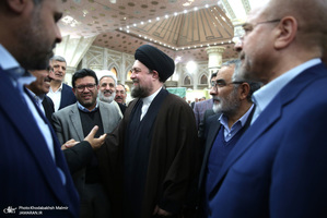 تجدید میثاق رئیس و جمعی از نمایندگان مجلس شورای اسلامی با آرمان‌های امام خمینی(س)-2