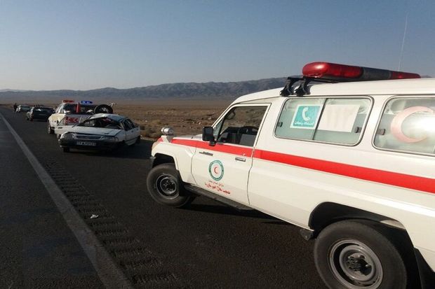 واژگونی خودرویی در محور اصفهان- کاشان پنج مصدوم داشت