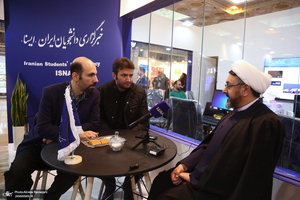 حضور حجت الاسلام و المسلمین علی کمساری در بیست‌ و چهارمین نمایشگاه رسانه‌های ایران