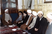 حضور امام خمینی (ره) در بیت آیت الله العظمی بروجردی (1)